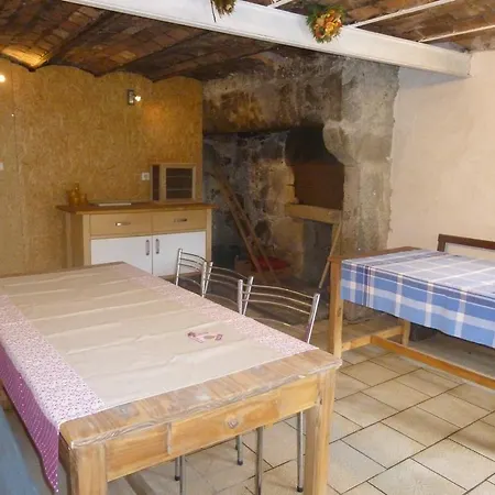 Farm stay La Fermanerie Giat